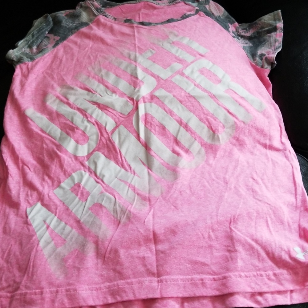 Under armour tshirt